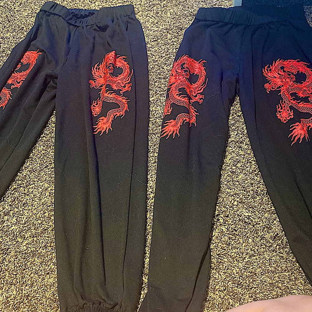 💞GRAPHIC SWEATPANTS💞